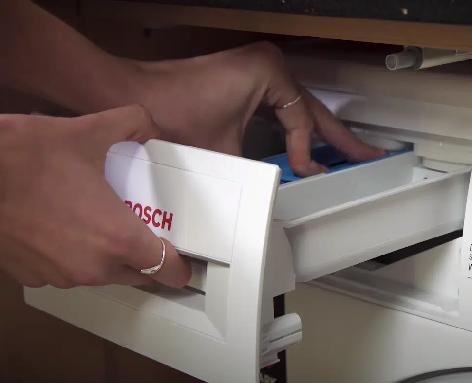Wasmiddel bakje schoonmaken